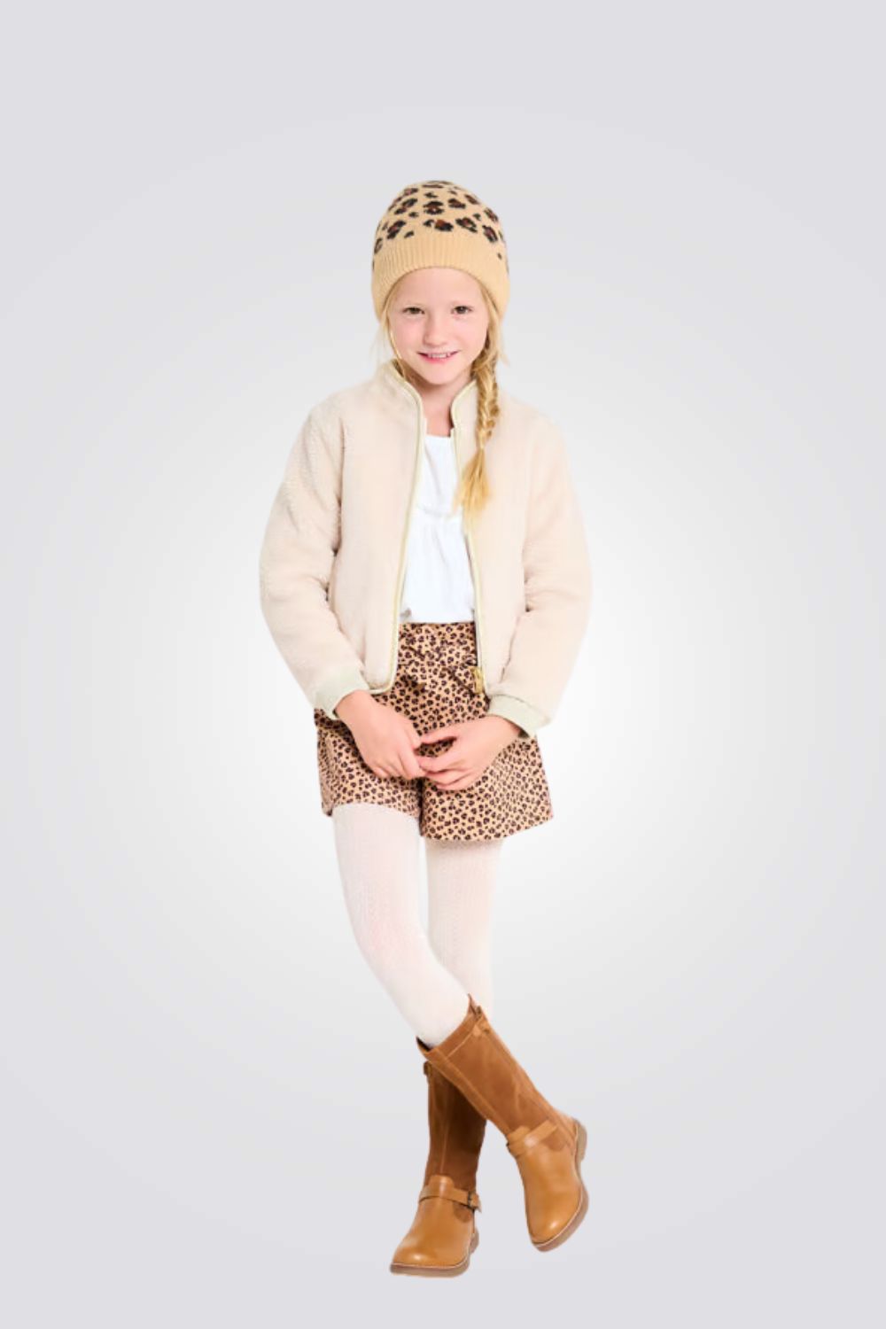 ג'קט לילדות בצבע בז'