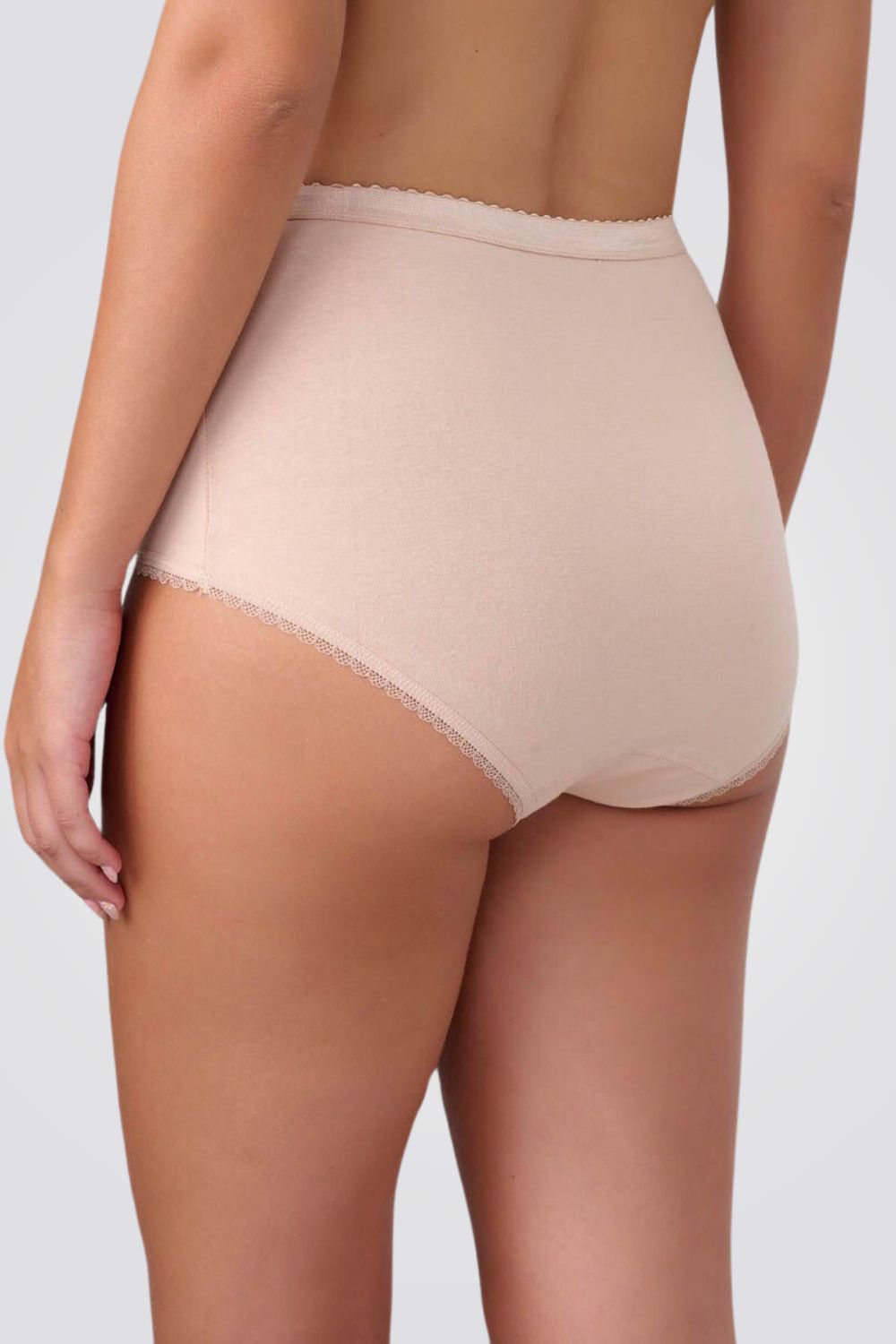 תחתוני מקסי בגזרה גבוהה | פמינה