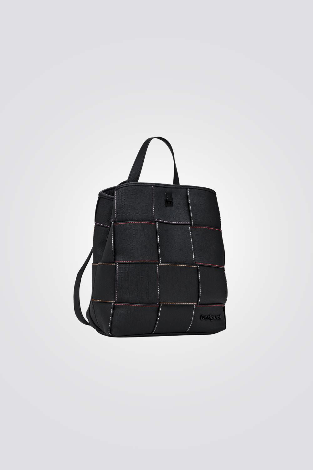 תיק גב לנשים בצבע שחור 
