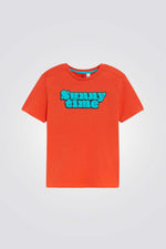 טישירט לילדים בצבע כתום עם כיתוב כחול