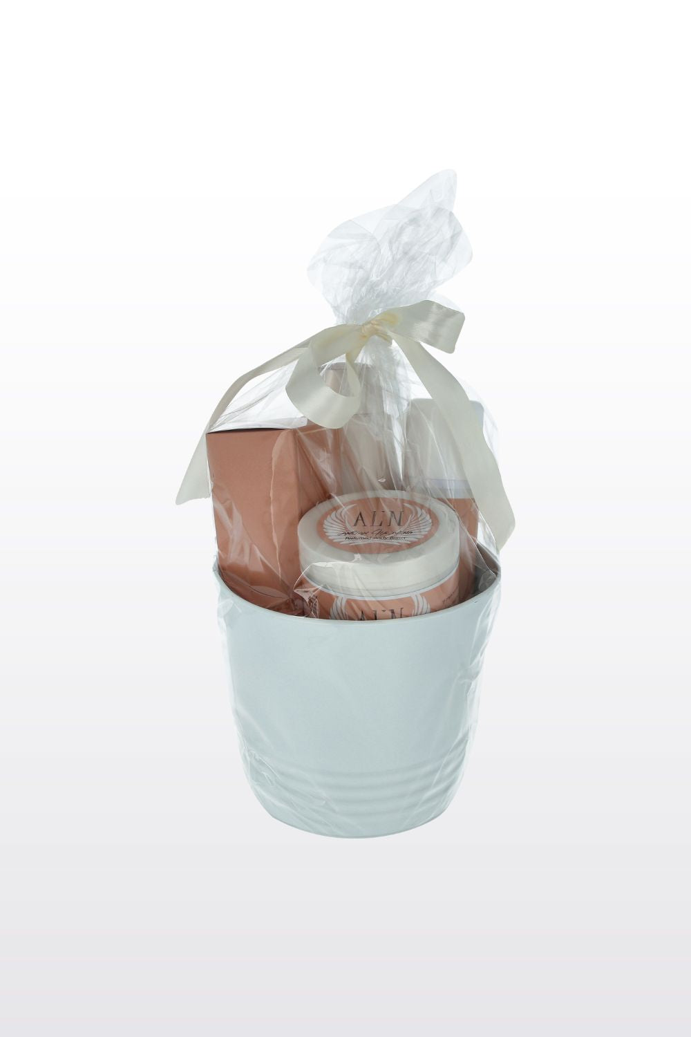 מארז בישום יוקרתי לאישה 50 מ"ל + חמאת גוף 200 מ"ל + דאורדורנט 200 מ"ל + תחליב רחצה 750 מ"ל OLYMPUS E.D.P | אלין