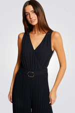 אוברול עם קפלים בצבע נייבי - MASHBIR//365