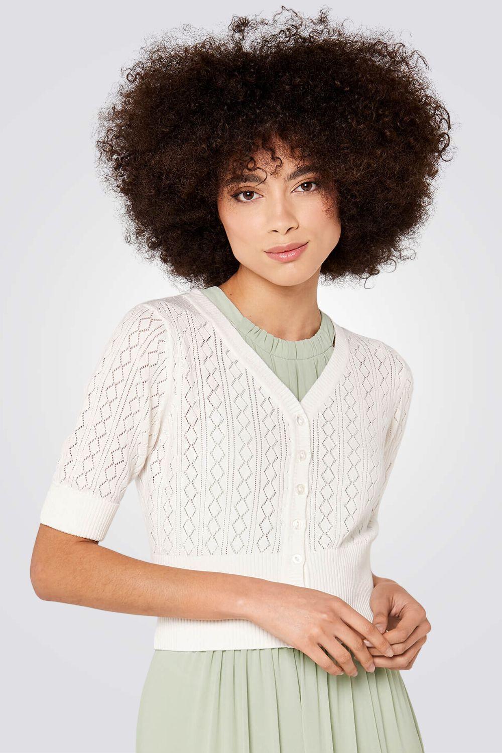 סריג בסגנון סריגה בצבע קרם - MASHBIR//365