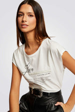 טישירט הדפס קצרה בצבע OFF WHITE - MASHBIR//365