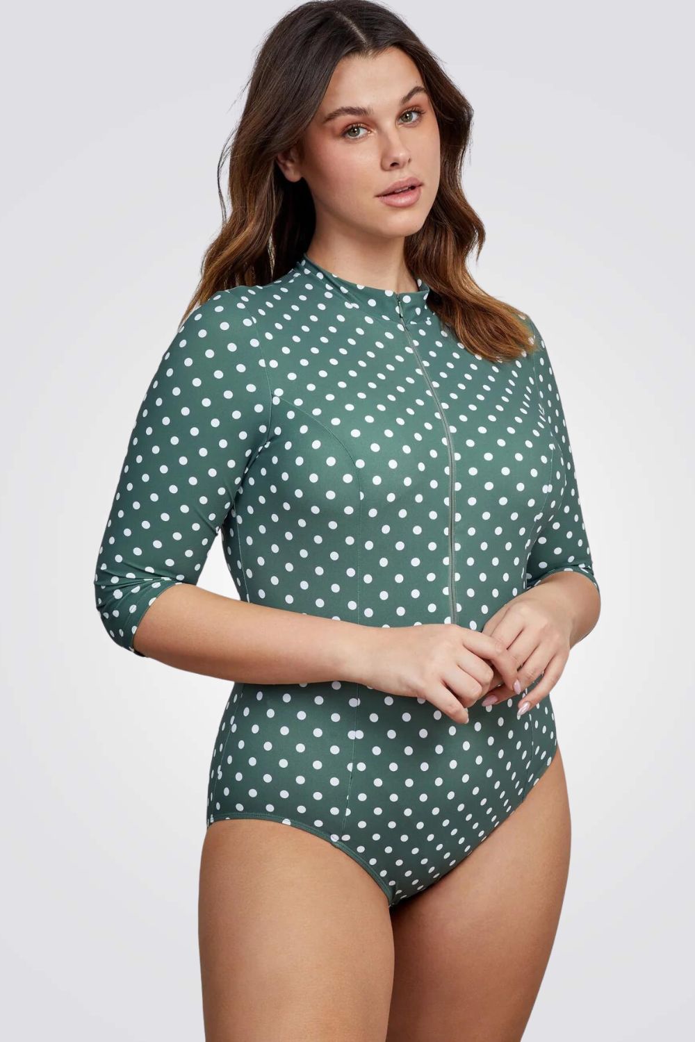 בגד ים שלם עם נקודות בצבע ירוק לנשים