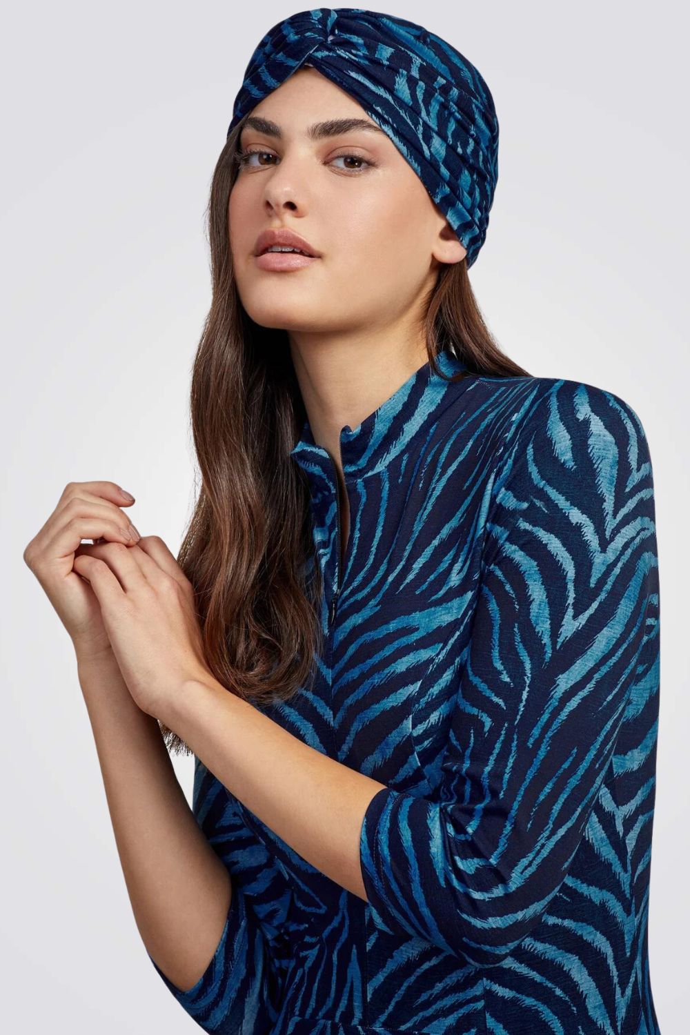 טורבן מנומר לנשים בצבע כחול