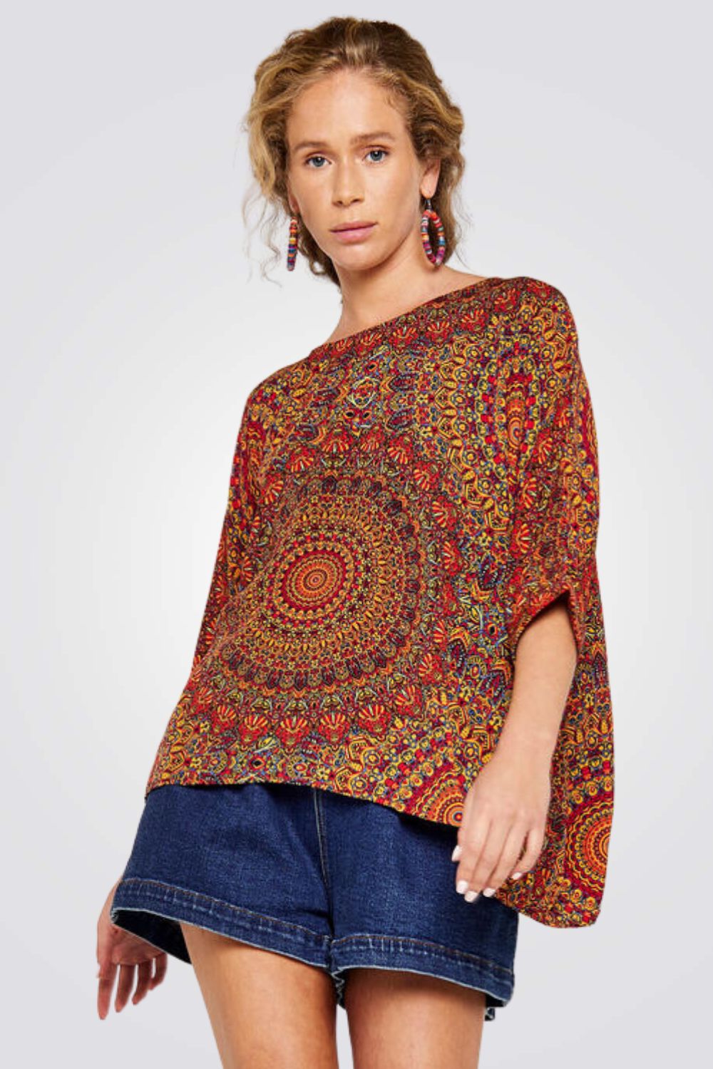 חולצת הדפס מנדלה בצבע אדום