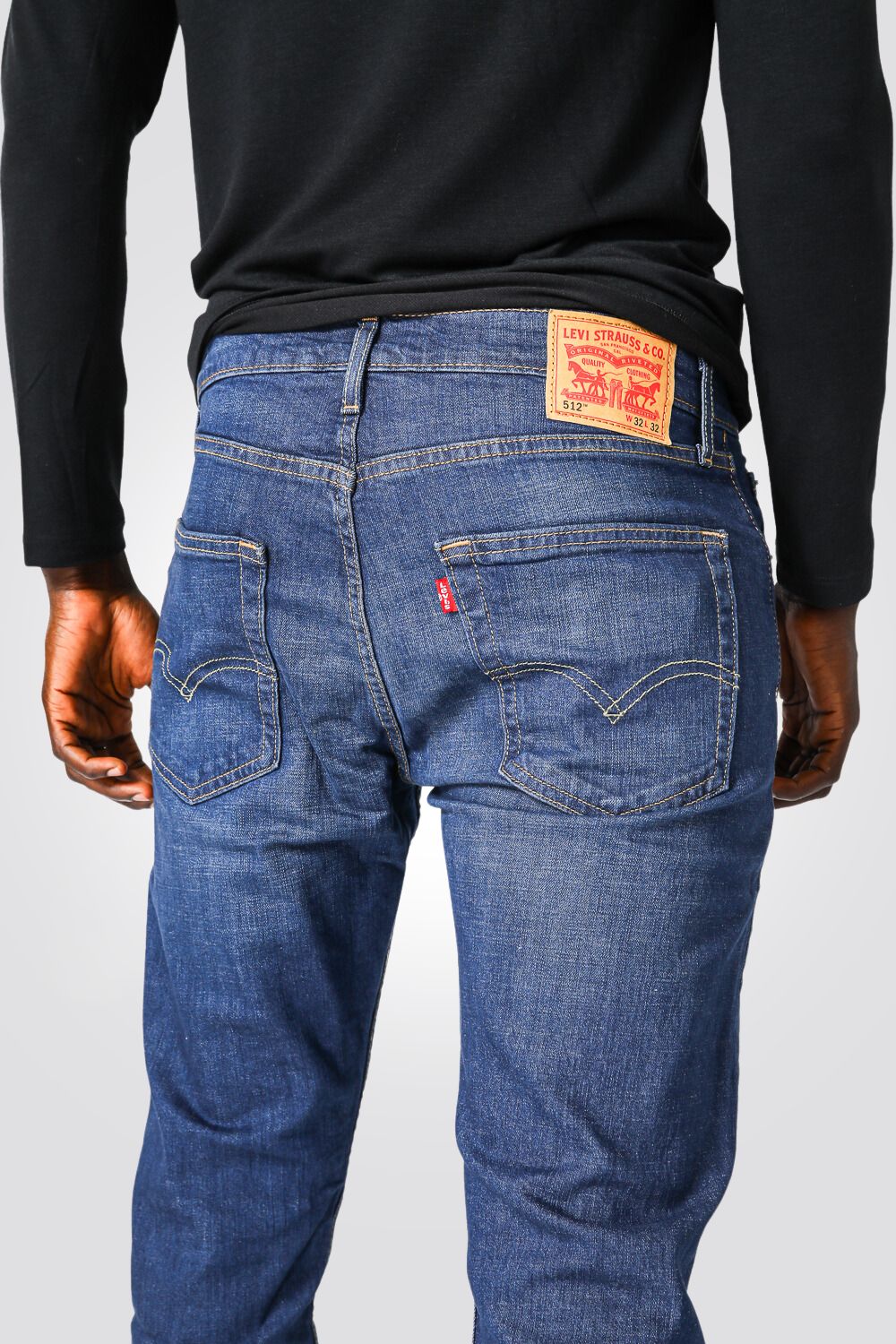 ג'ינס לגברים INDIGO-POCKETS בצבע כחול בהיר