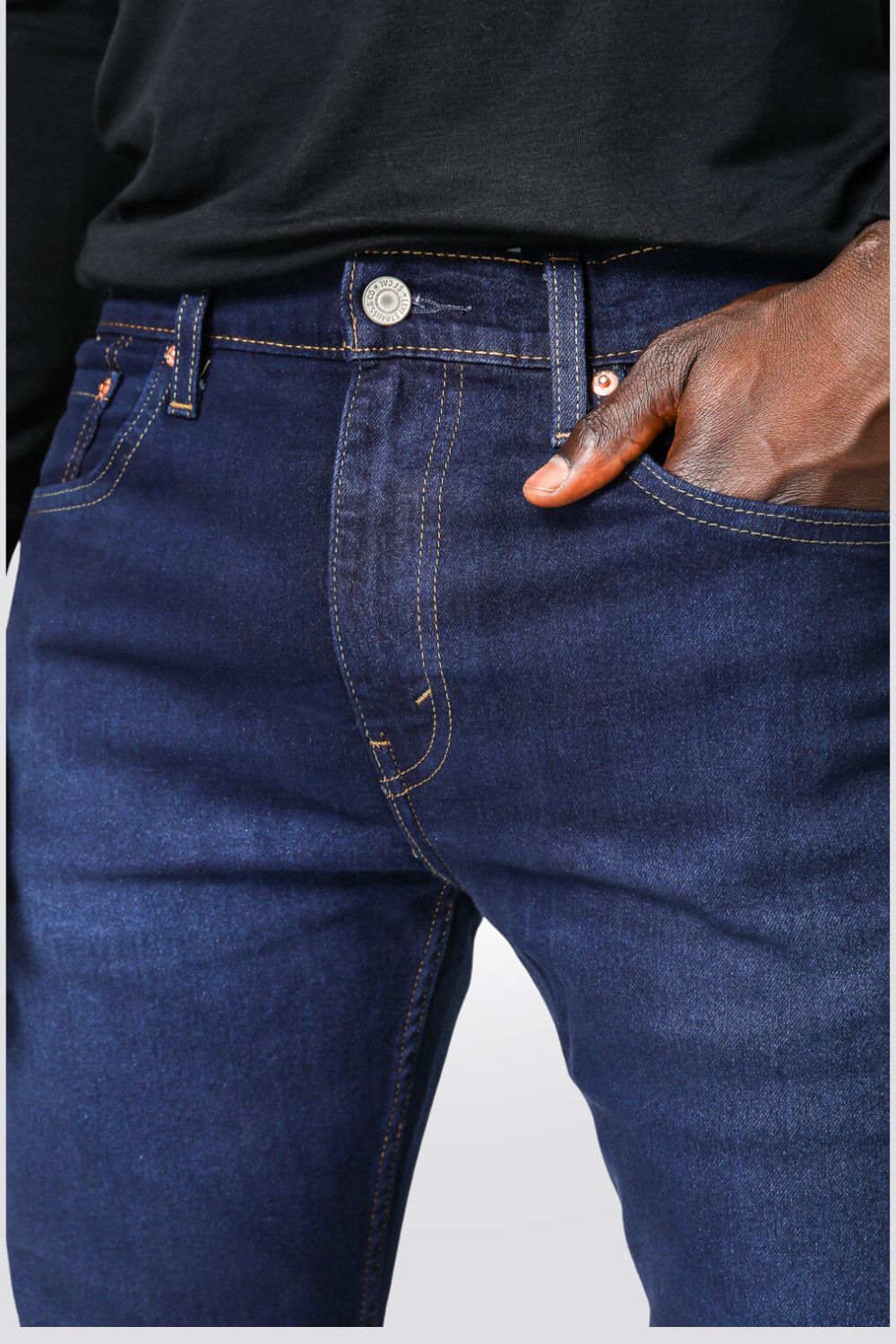 ג'ינס לגברים INDIGO-POCKETS בצבע כחול כהה