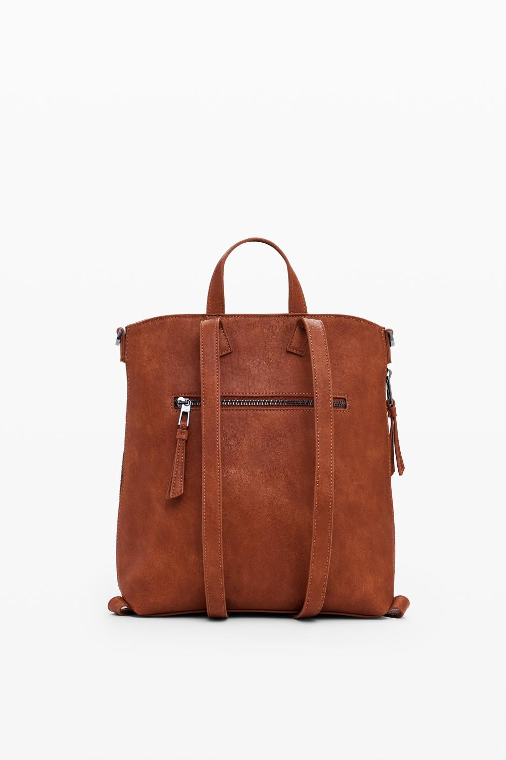 תיק גב בצבע חום עם רצועת יד | דזיגוואל