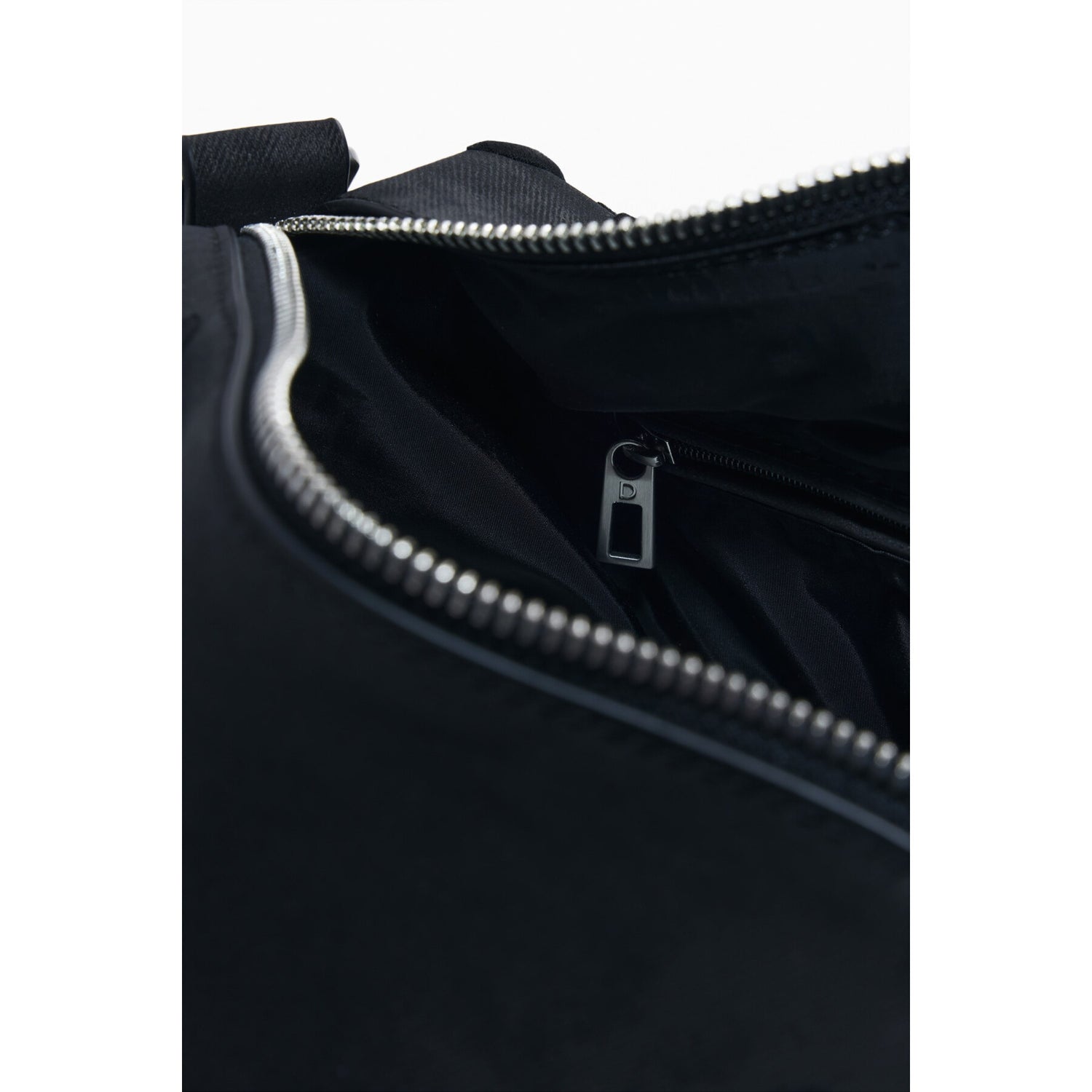 תיק כתף אלגנטי עם הטבעה דקורטיבית | DESIGUAL