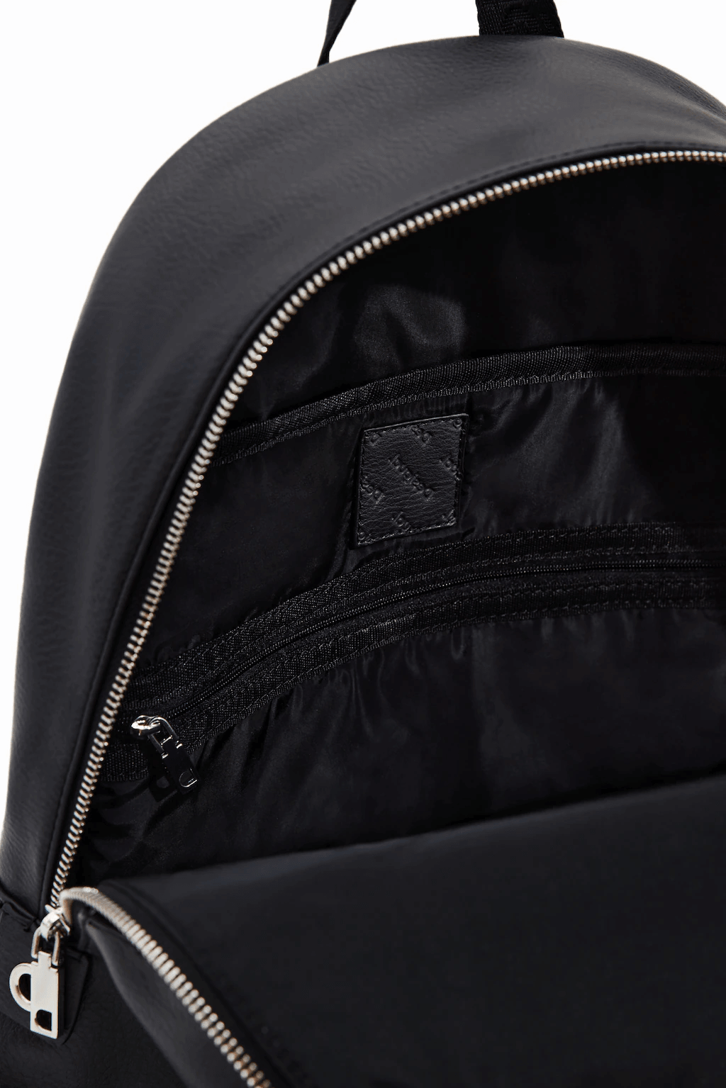 תיק גב לנשים מיקי מאוס בצבע שחור - MASHBIR//365