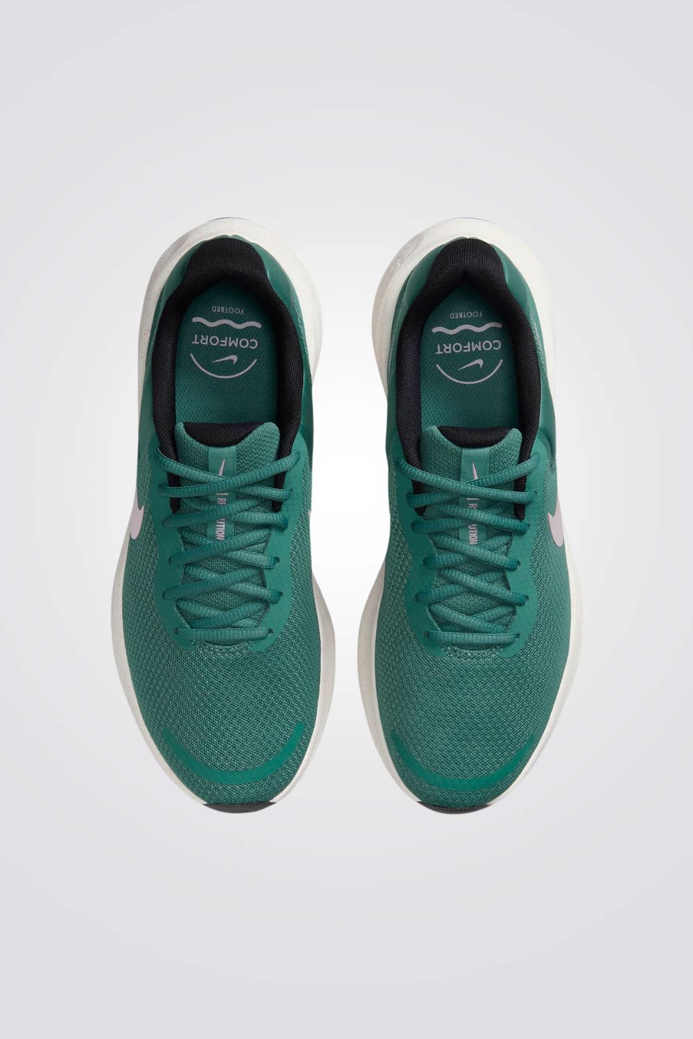 נעלי ספורט Revolution 7 בצבע ירוק 