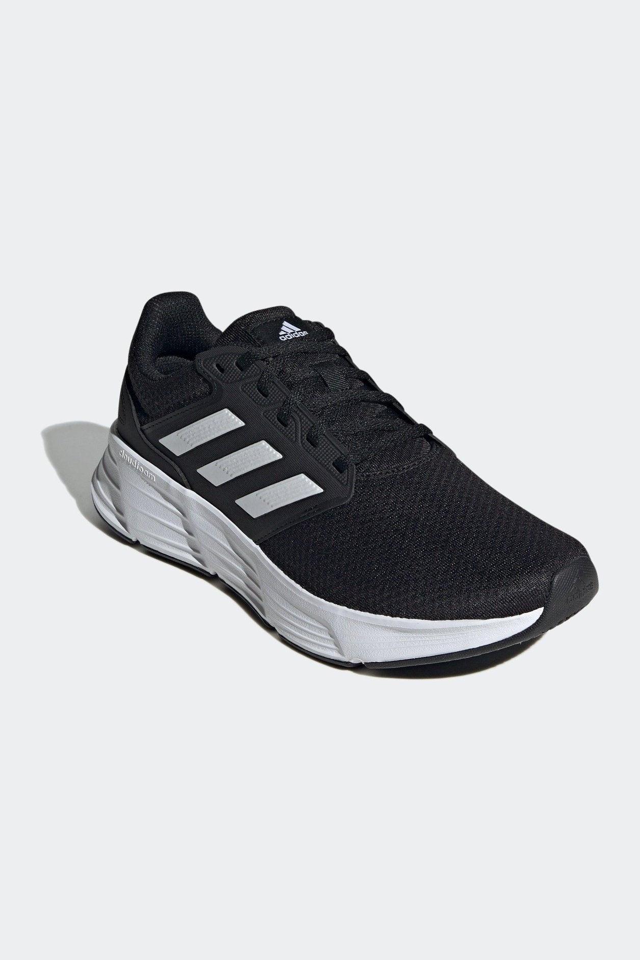 נעלי ריצה לגבר GALAXY 6 בצבע שחור ולבן - MASHBIR//365