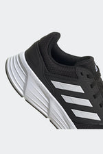 נעלי ריצה לגבר GALAXY 6 בצבע שחור ולבן - MASHBIR//365