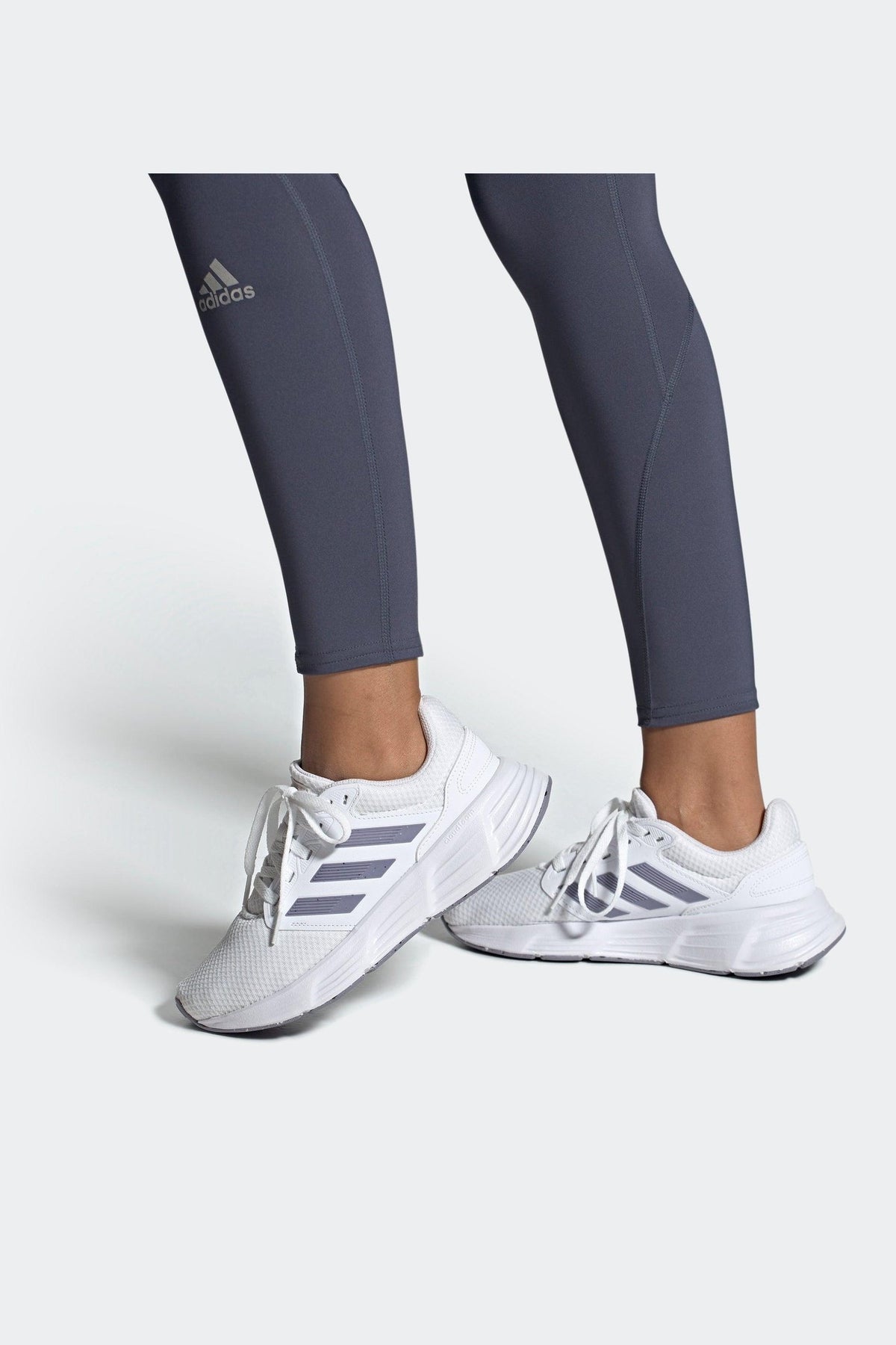 נעלי ריצה לנשים GALAXY 6 בצבע לבן - MASHBIR//365