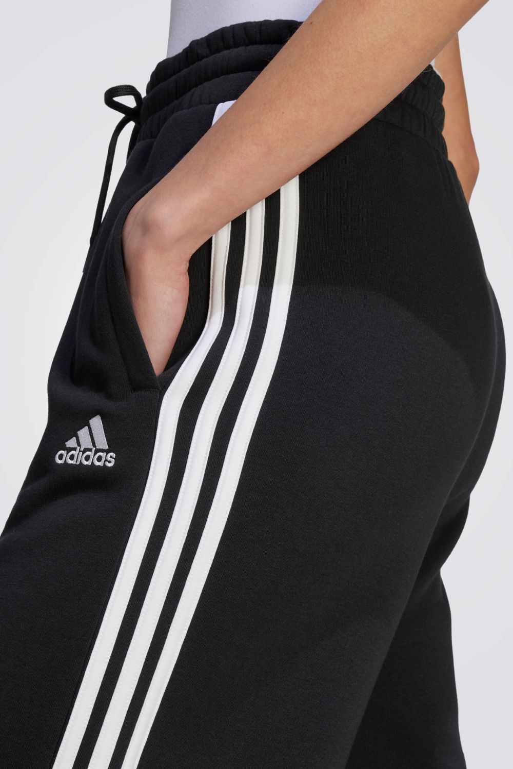 מכנסיים ארוכים French Terry Wide  בצבע שחור