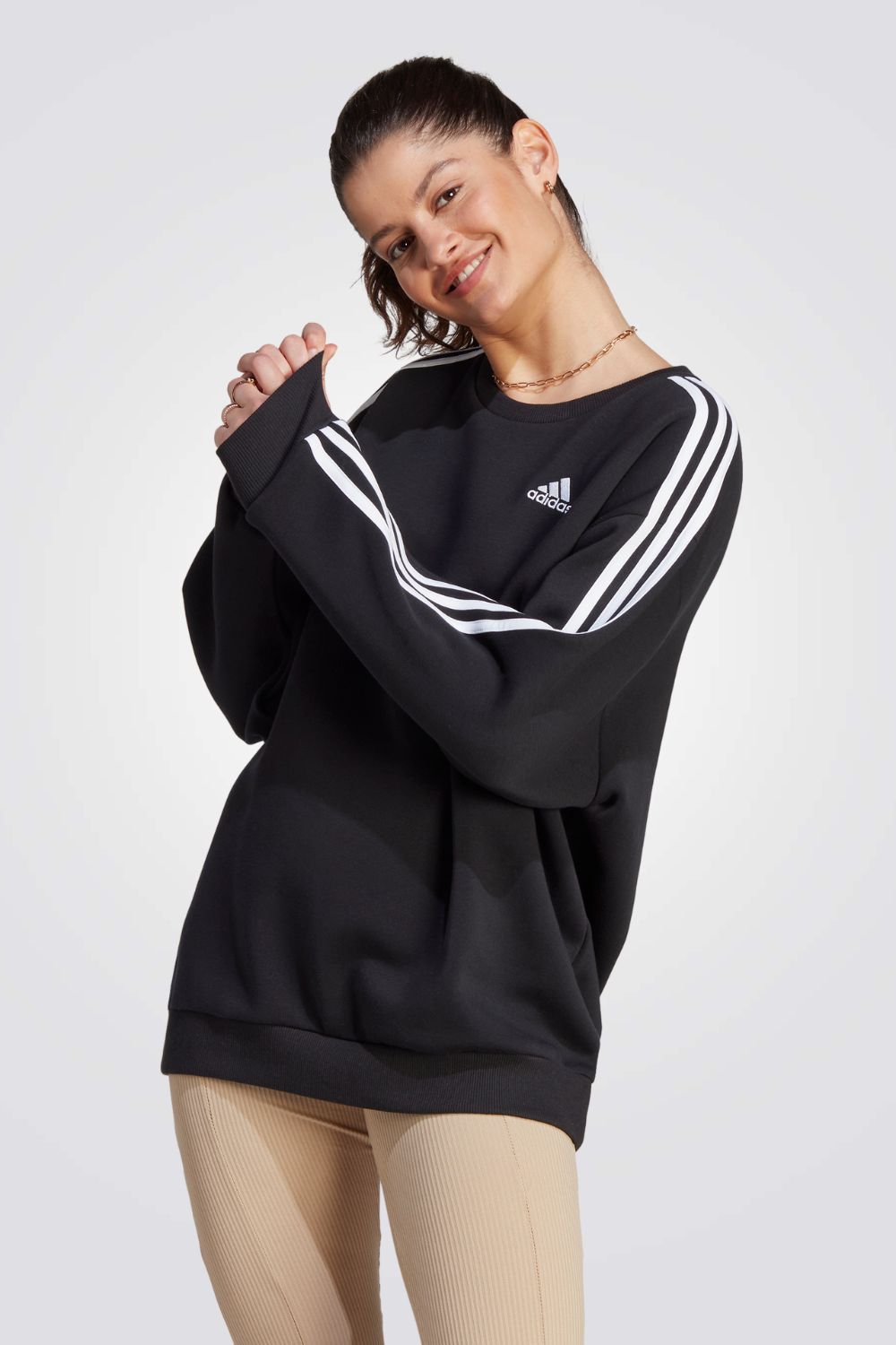 סווטשירט אוברסייז Essentials Fleece בצבע שחור