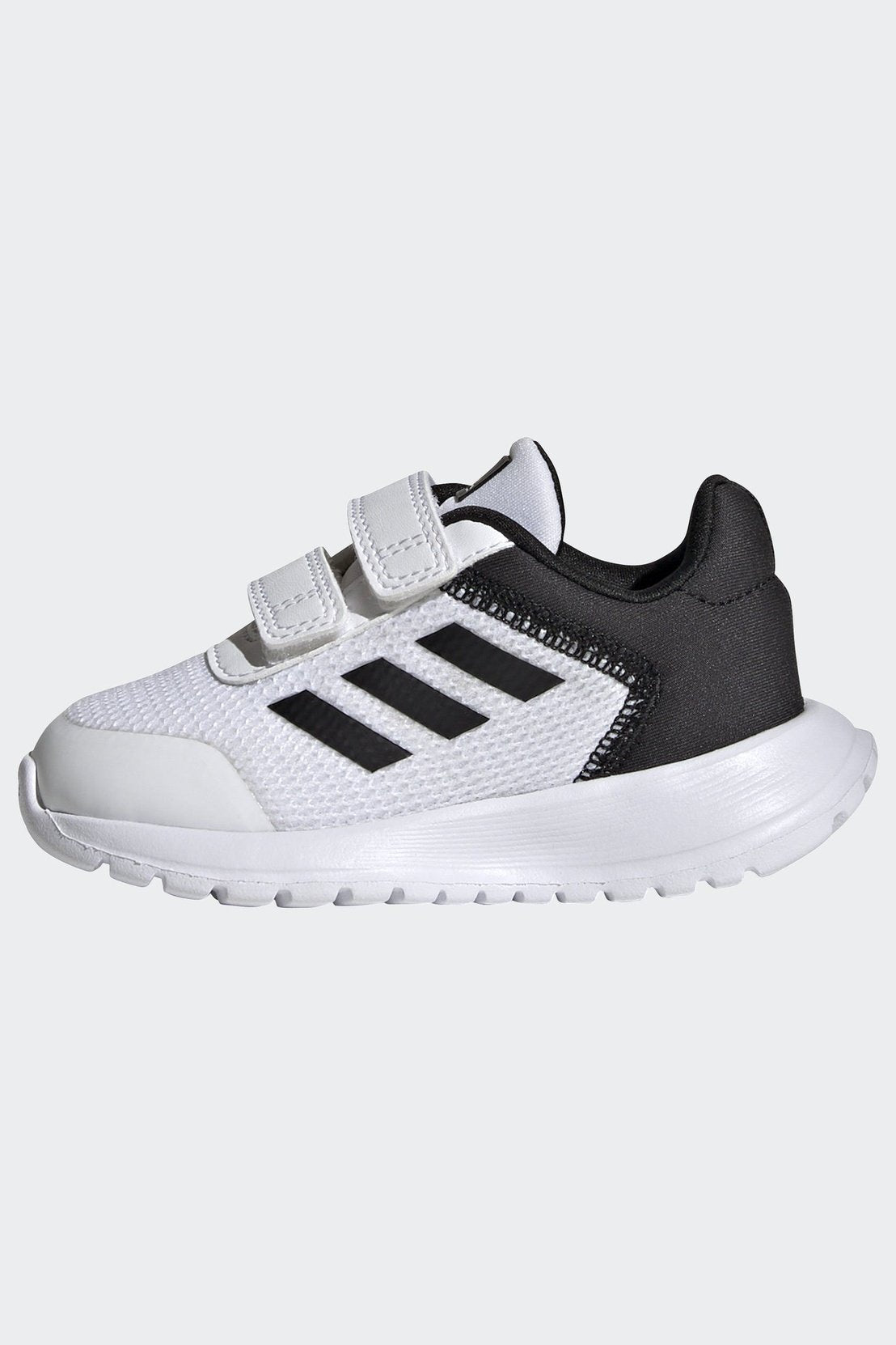 נעלי ספורט לילדים TENSAUR RUN  בצבע לבן ושחור