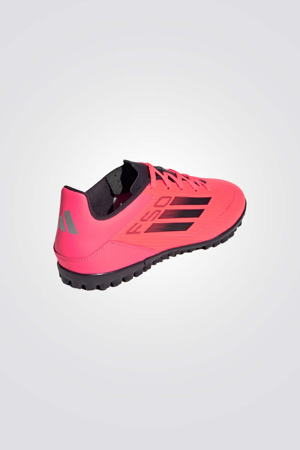 נעלי קטרגל F50 CLUB TURF בצבע ורוד פוקסיה