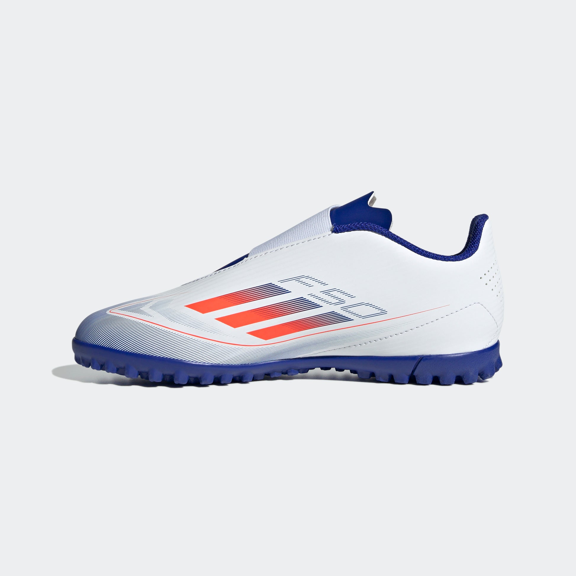 נעלי קטרגל לילדים ונוער F50 CLUB HOOK-AND-LOOP בצבע לבן וכחול