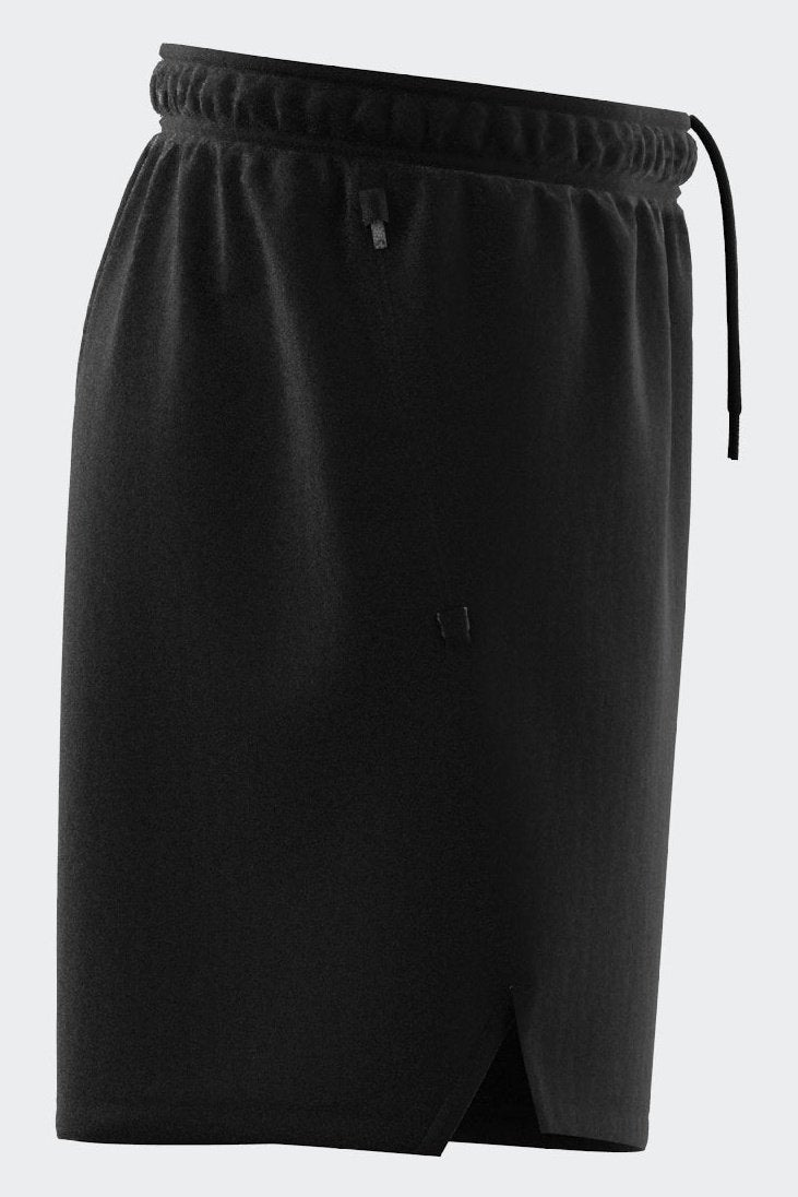 מכנסיים קצרים לגברים DESIGNED FOR TRAINING  בצבע שחור