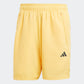 מכנסיים קצרים לנשים TRAIN ESSENTIALS WOVEN בצבע צהוב - 6