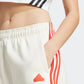 מכנסיים קצרים לנשים FUTURE ICONS 3-STRIPES בצבע לבן ואדום - 3
