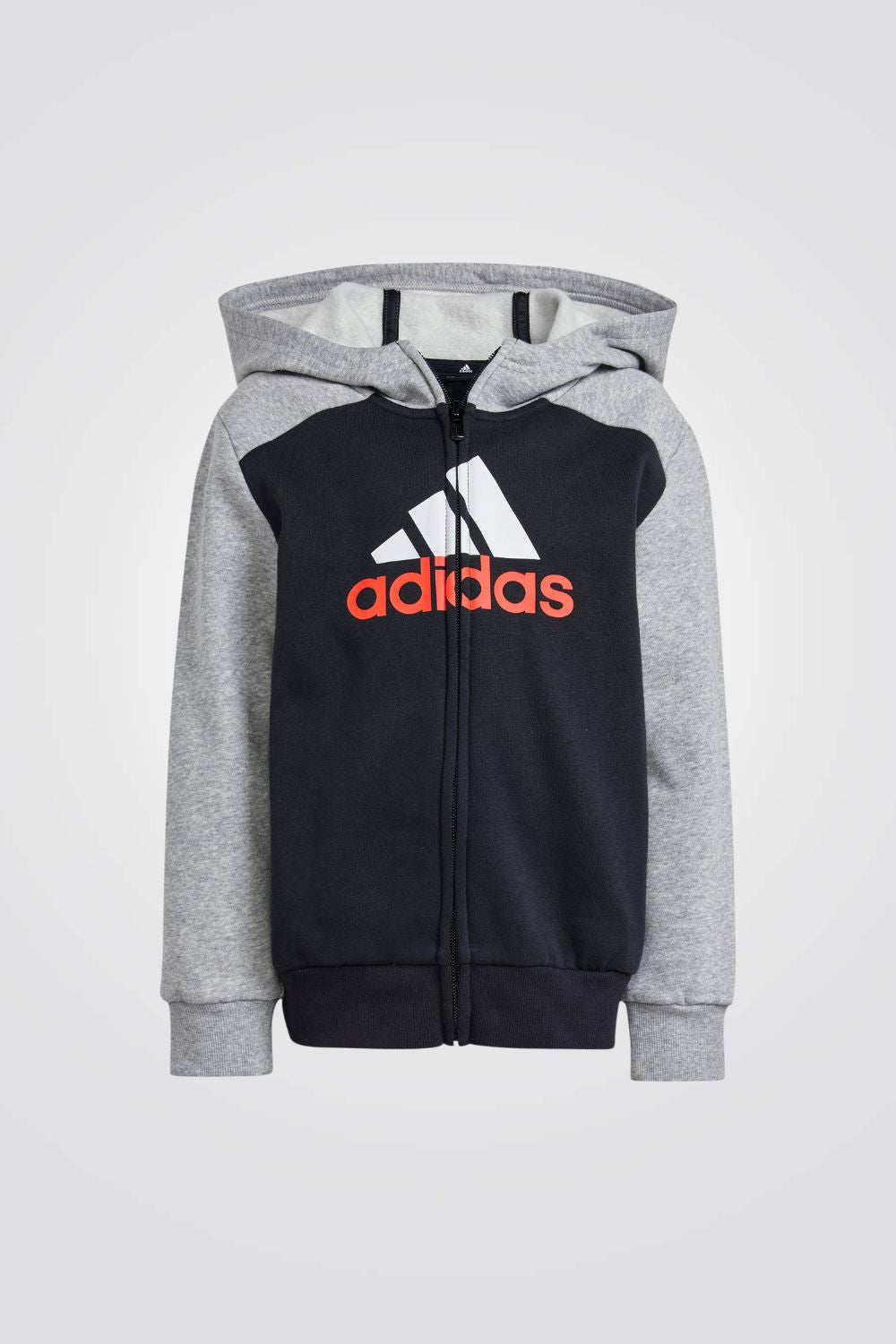 חליפת ספורט לילדים 