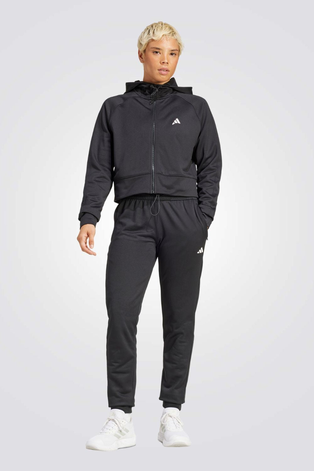 ג'קט AEROREADY GAME AND GO בצבע שחור