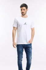 טישירט קצרה עם לוגו בחזית בצבע לבן - MASHBIR//365