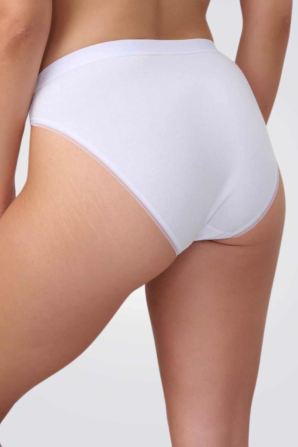 תחתוני כותנה ביקיני היי-לג בצבע לבן