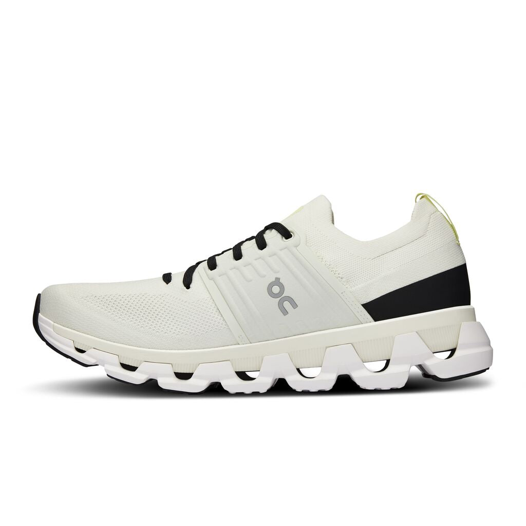 נעלי ספורט לגברים Cloudswift 3 בצבע לבן ושחור