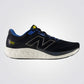 נעלי ספורט מבית המותג NEW BALANCE, בצבע שחור עם שרוכים. סולייה חיצונית שהופכת כל צעד שלך לרך במיוחד. - 1