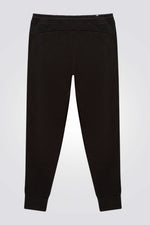 מכנסיים ארוכים מבית המותג PUMA, בעלי רצועת מותן עם שרוכים. כיסיים בצדדים לשמירה על הדברים החשובים שלך.