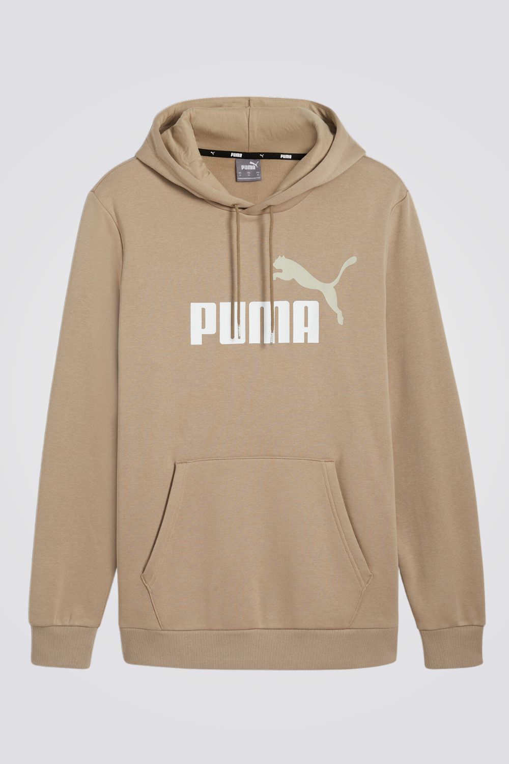 קפוצ'ון מבית המותג PUMA, בצבע חום. מעוצב בסגנון קלאסי. בעל כיס קדמי לשמירה על החפצים.