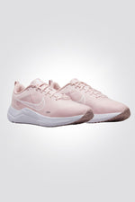 נעלי ריצה לנשים Downshifter 12 בצבע ורוד - MASHBIR//365