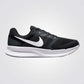 נעלי ספורט לגברים Run Swift 3 בצבע שחור ולבן - 1