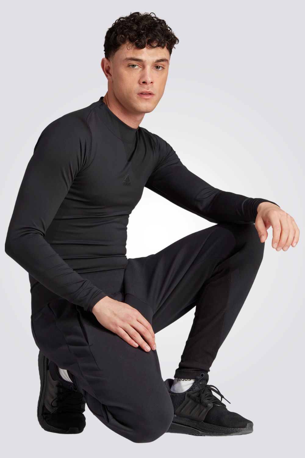 מכנסיים ארוכים לגברים Z.N.E.בצבע שחור