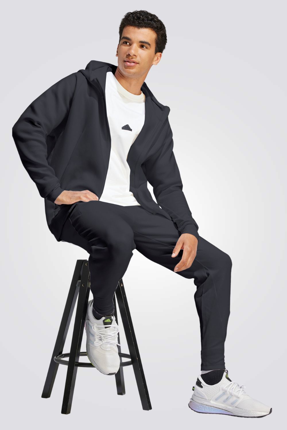 סווטשירט לגברים Z.N.E PREMIUM בצבע שחור