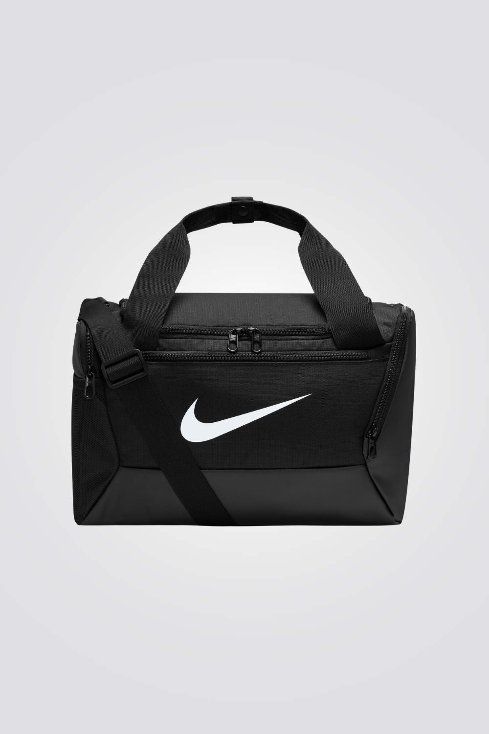 תיק אימון Brasilia 25L בצבע שחור ולבן