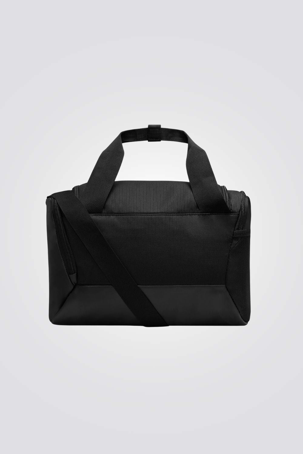 תיק אימון Brasilia 25L בצבע שחור ולבן