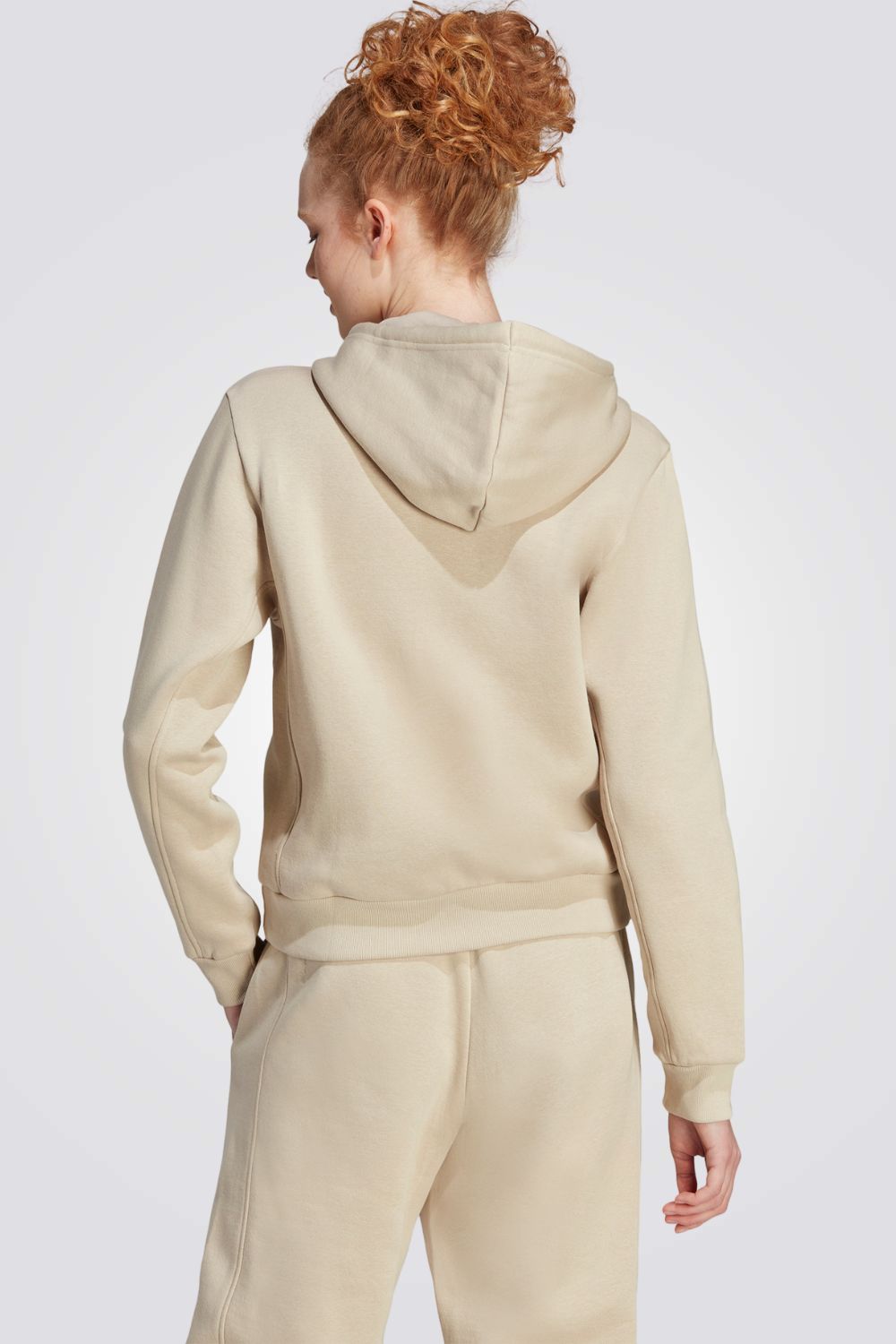 סווטישירט לנשים ALL SZN FLEECE בצבע בז'