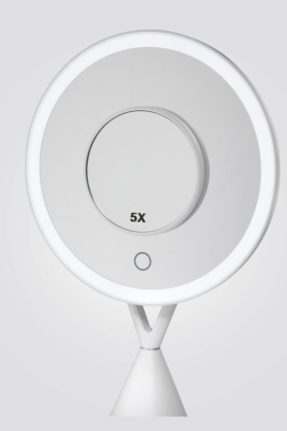 מראת שולחן עגולה עם מראה מגדילה