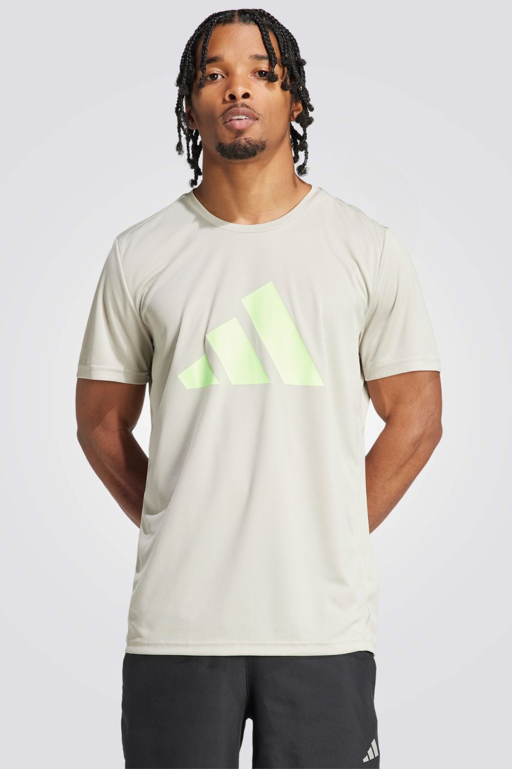 טישירט לגברים RUN IT בצבע אפור בהיר