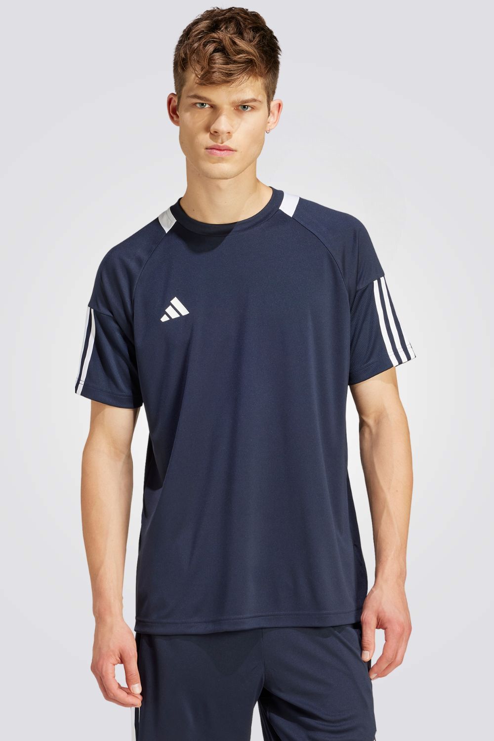 טישירט לגברים SERENO AEROREADY 3-STRIPES בצבע נייבי