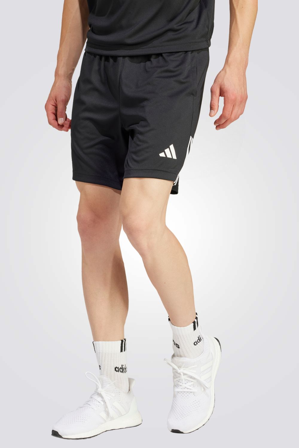 מכנסיים קצרים לגברים SERENO AEROREADY CUT 3-STRIPES בצבע שחור ולבן