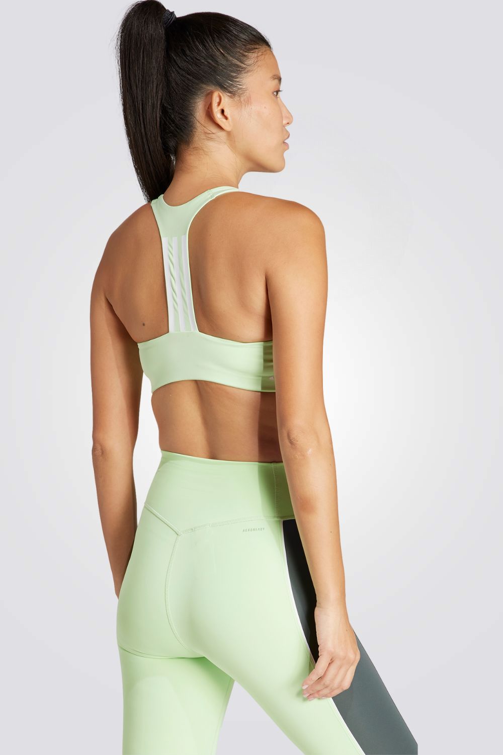 טופ לנשים POWERIMPACT TRAINING MEDIUM-SUPPORT 3-STRIPES  בצבע ירוק זוהר