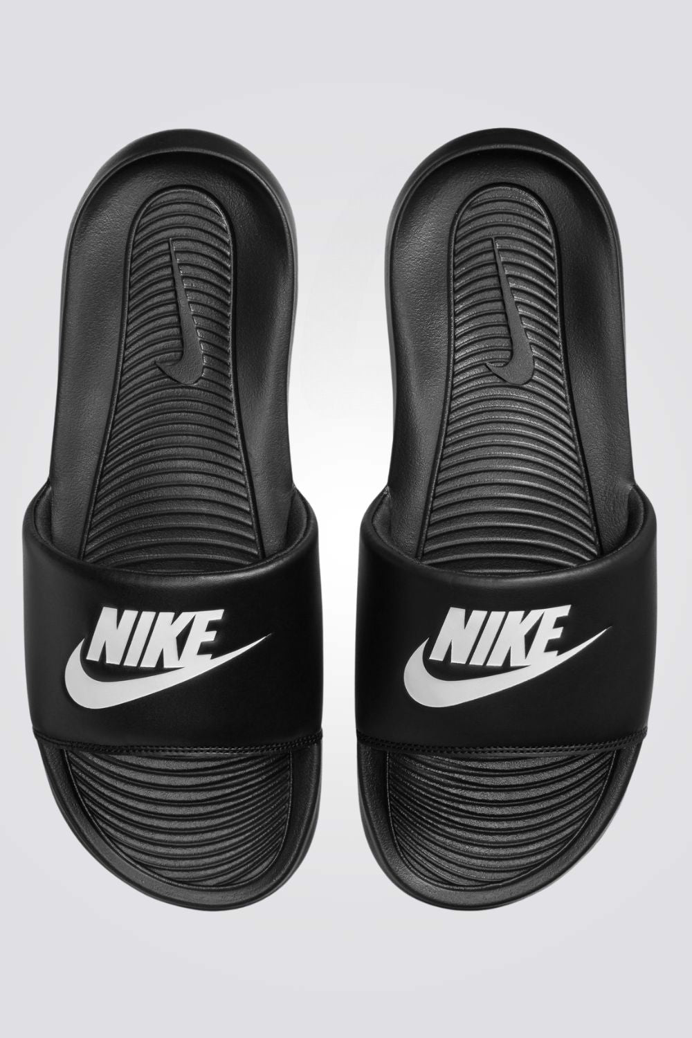 כפכפים לגברים Victori One בצבע שחור ולבן