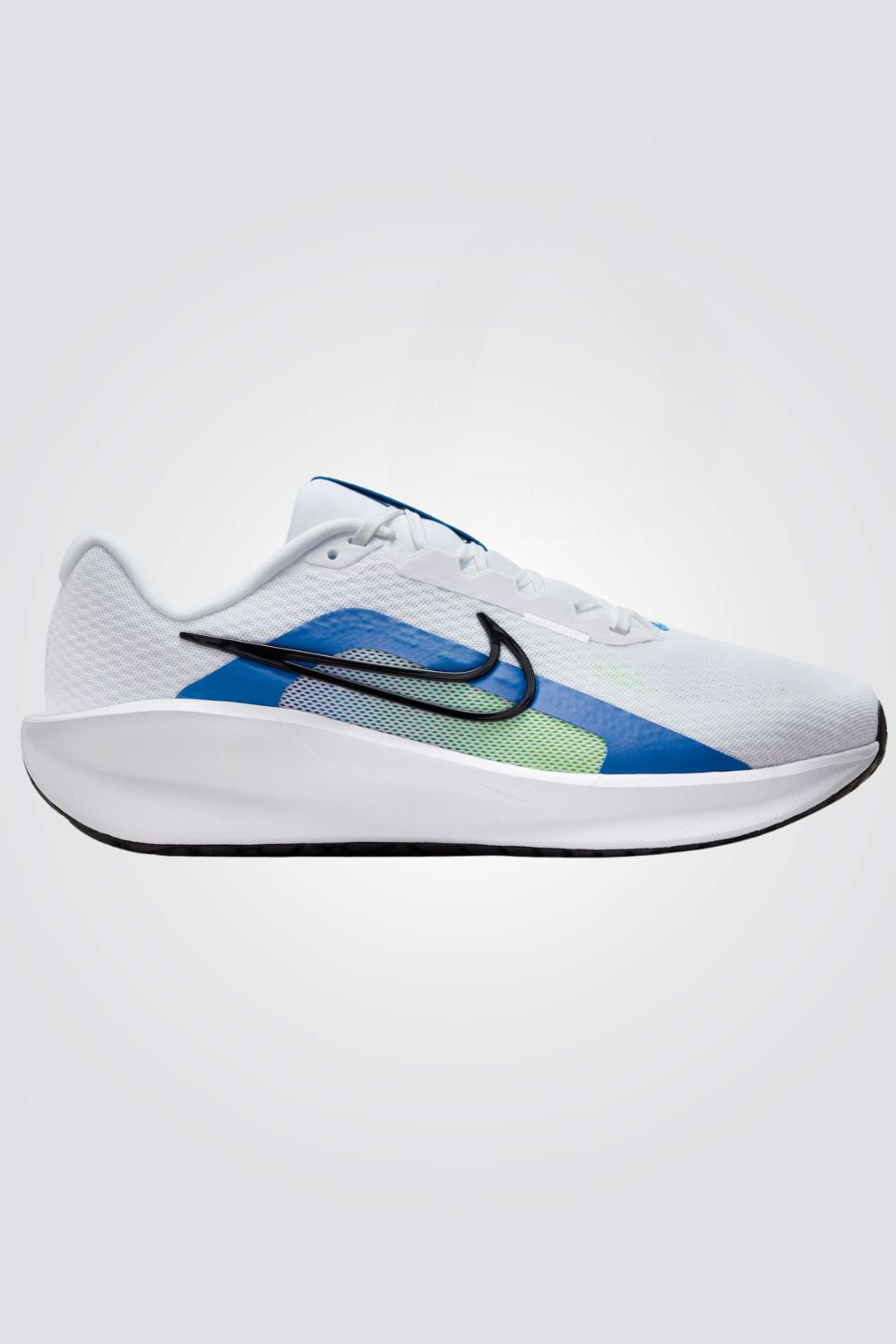 נעלי ספורט לגברים Downshifter 13 WIDE בצבע לבן כחול ושחור